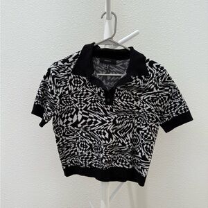 Forever 21 Black and White Crop Top